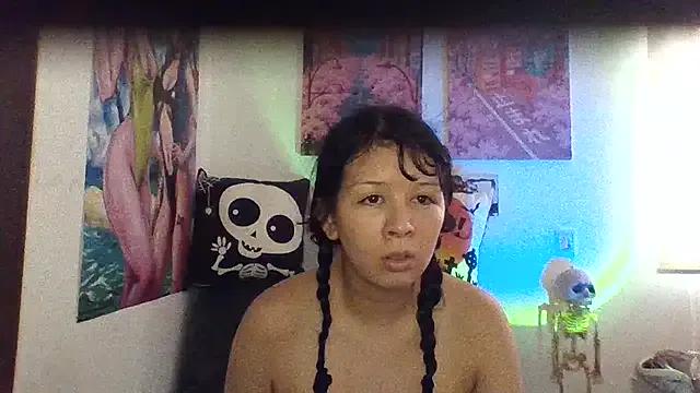 Freechat Haru_Queenn on StripChat