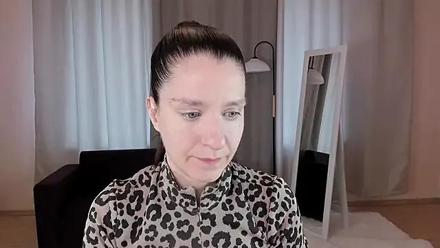 Freechat helentasty on StripChat