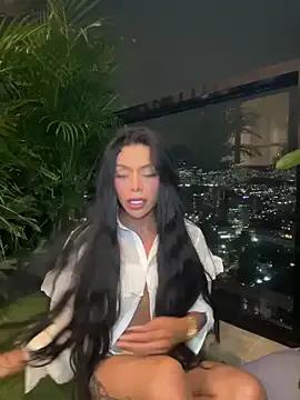 Freechat HOT_LADY_777 on StripChat