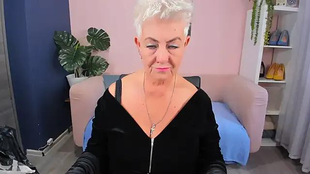 HotandMature — chest-50. ass -100...naked . pussy -150