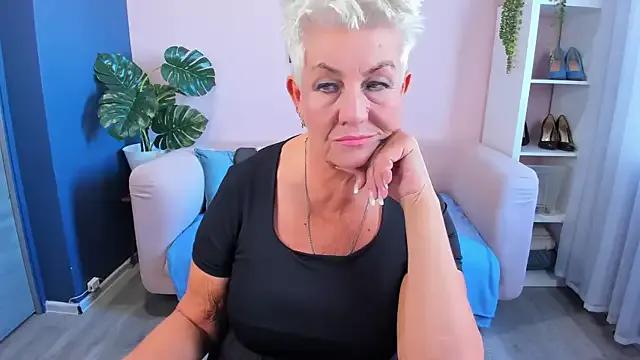 Freechat HotandMature on StripChat