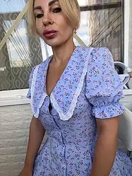 Freechat Hotnessi on StripChat