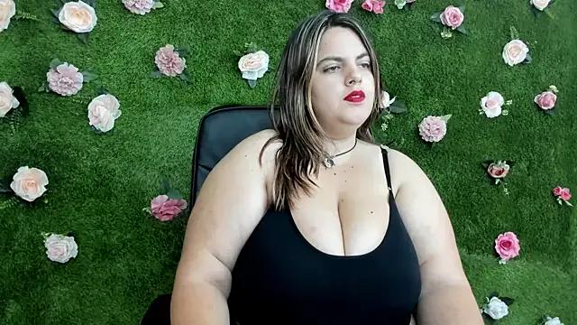 Huge_Titties_ on StripChat