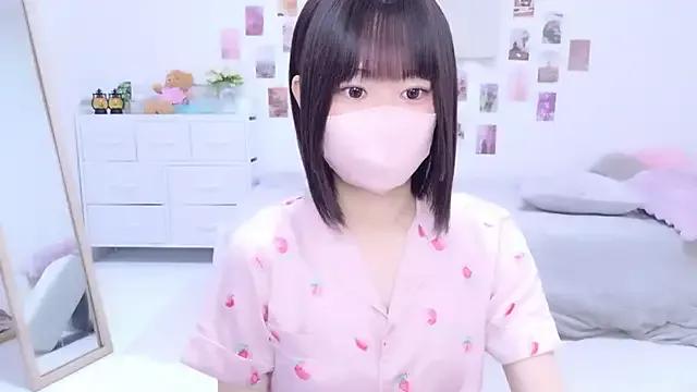 Im_Yu-na on StripChat