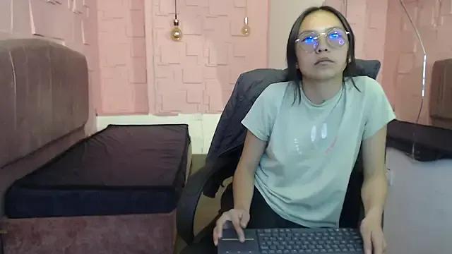 Freechat katalina07_1 on StripChat