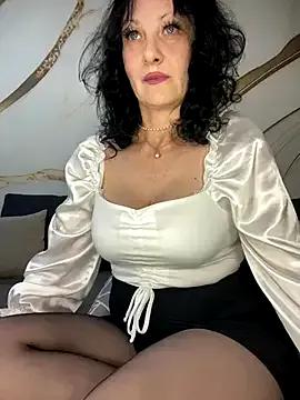 Freechat Katie-n on StripChat