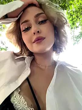 Freechat KellyKeler on StripChat