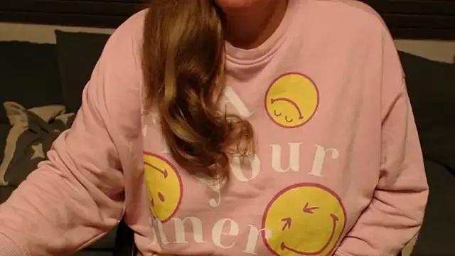 Freechat KimMitchelli on StripChat