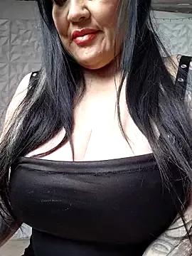 kittyhotass1 on StripChat 