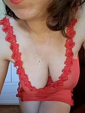 Freechat latuabirba on StripChat