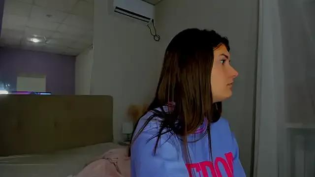 Freechat Laura_Leee on StripChat