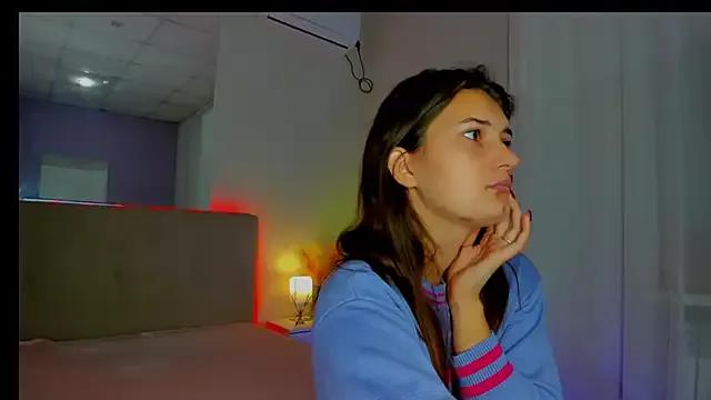 Freechat Laura_Leee on StripChat