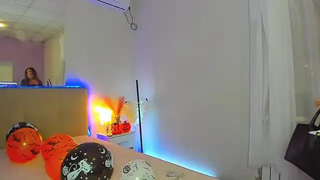 Freechat Laura_Leee on StripChat