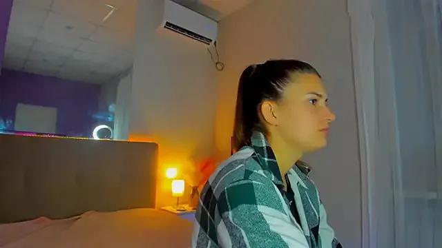 Freechat Laura_Leee on StripChat