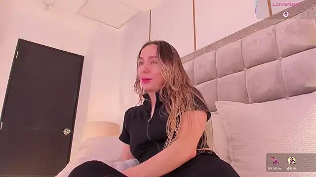 StripChat laurencarter1 is Freechat laurencarter1 — TOTALLY NAKED + OIL ON ASS +SLAP