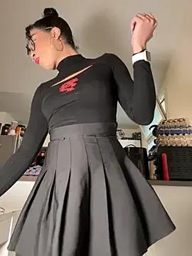 Lauyako_974 on StripChat