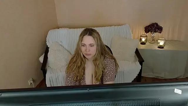 Freechat LightKisss on StripChat