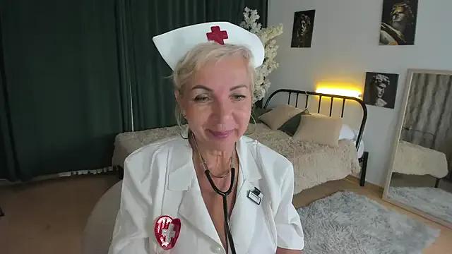 LiliaMoons on StripChat 