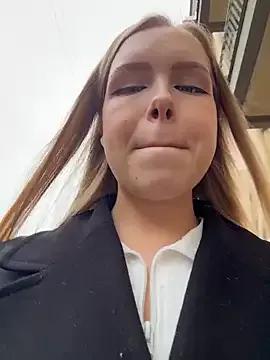 Liza_risky on StripChat