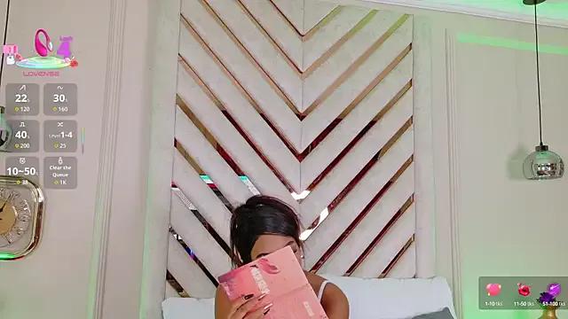 Private Lola_King on StripChat