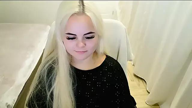 Freechat lovely-eyes on StripChat