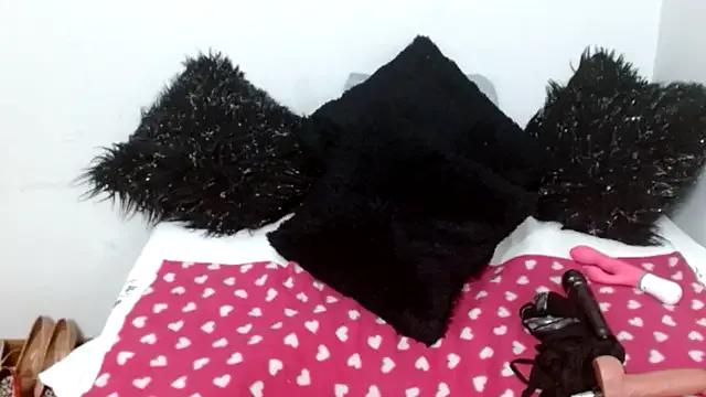 Freechat Lunasquirt1985 on StripChat