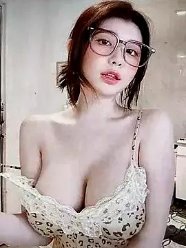 Group Lusi_show on StripChat