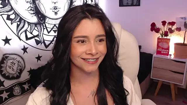 StripChat MarilynWhite_ is Freechat MarilynWhite_ — Sexy Dance & pantys OFF