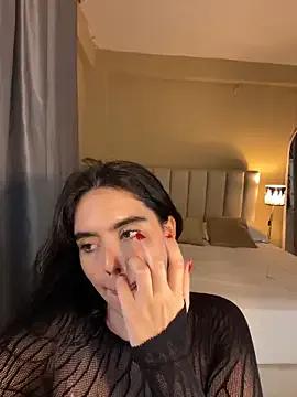 Freechat Mavi_Coless on StripChat