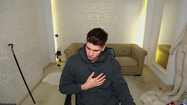 Freechat MaxKaiden on StripChat