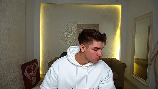 Freechat MaxKaiden on StripChat