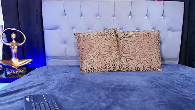 meggan_77 on StripChat