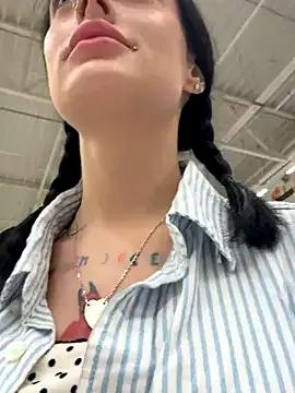 Group Melissa_crazy on StripChat