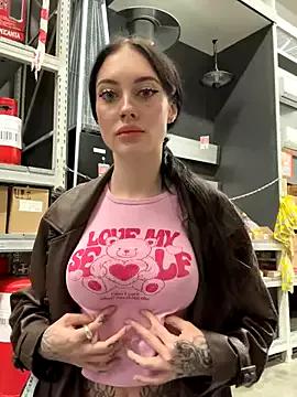 Group Melissa_crazy on StripChat