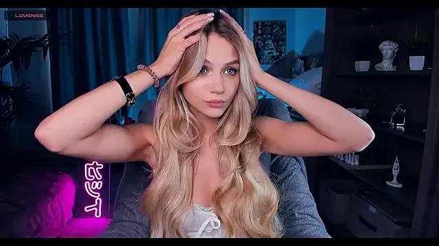 Freechat MelissaTetris on StripChat