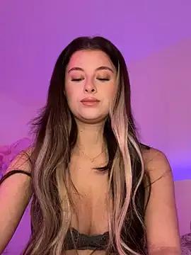 Freechat Mia-Minou on StripChat