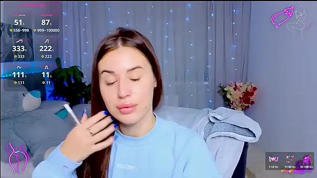 Freechat Milkissss on StripChat