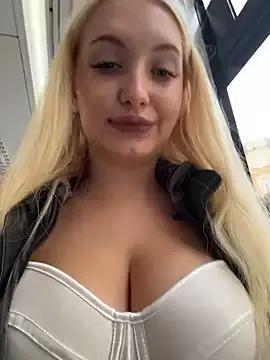 StripChat Milkyy_wway is Freechat Milkyy_wway — Show PANTIES colour on public