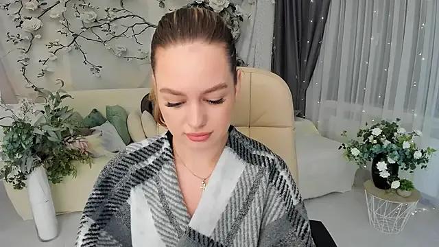 Freechat MiracleCurly on StripChat