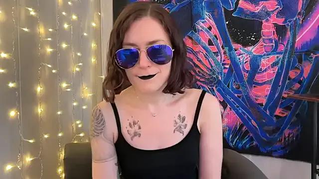 Freechat mistressannafoxx on StripChat