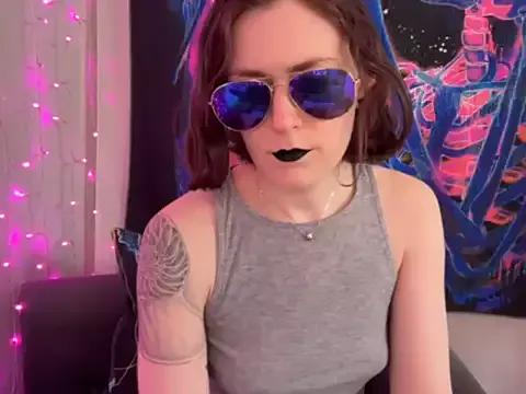 Freechat mistressannafoxx on StripChat