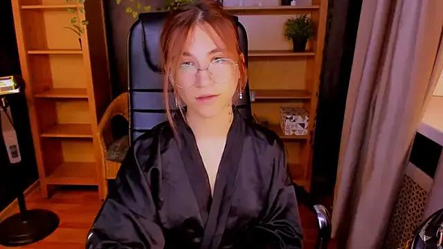 Freechat Moon13152 on StripChat