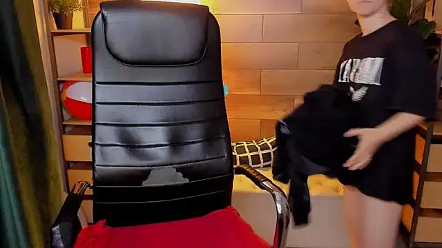 Freechat Moon13152 on StripChat