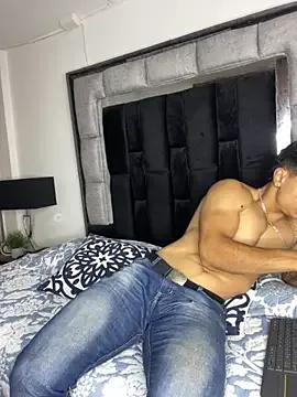 MR_MUSCLE on StripChat 