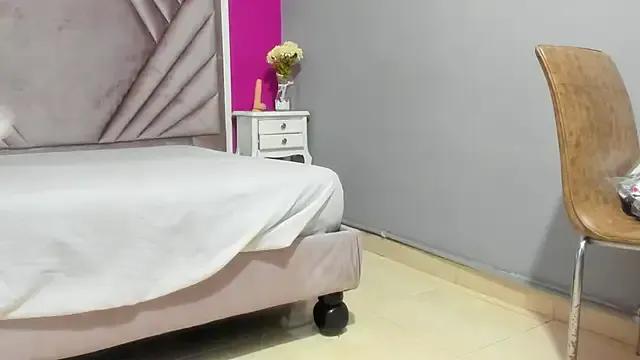 Freechat natasha_bigbooty on StripChat