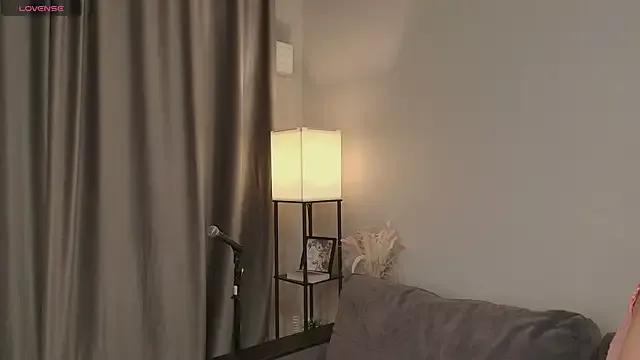 Only_KiraRi on StripChat