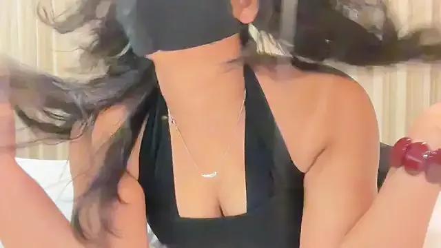 Freechat Onlyishuu on StripChat