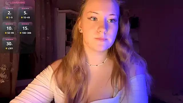 Freechat PandaFluff on StripChat