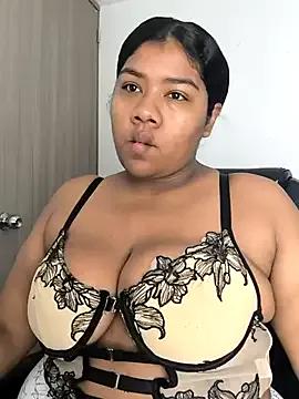 paola091 on StripChat