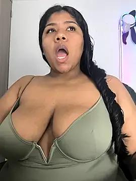 paola091 on StripChat